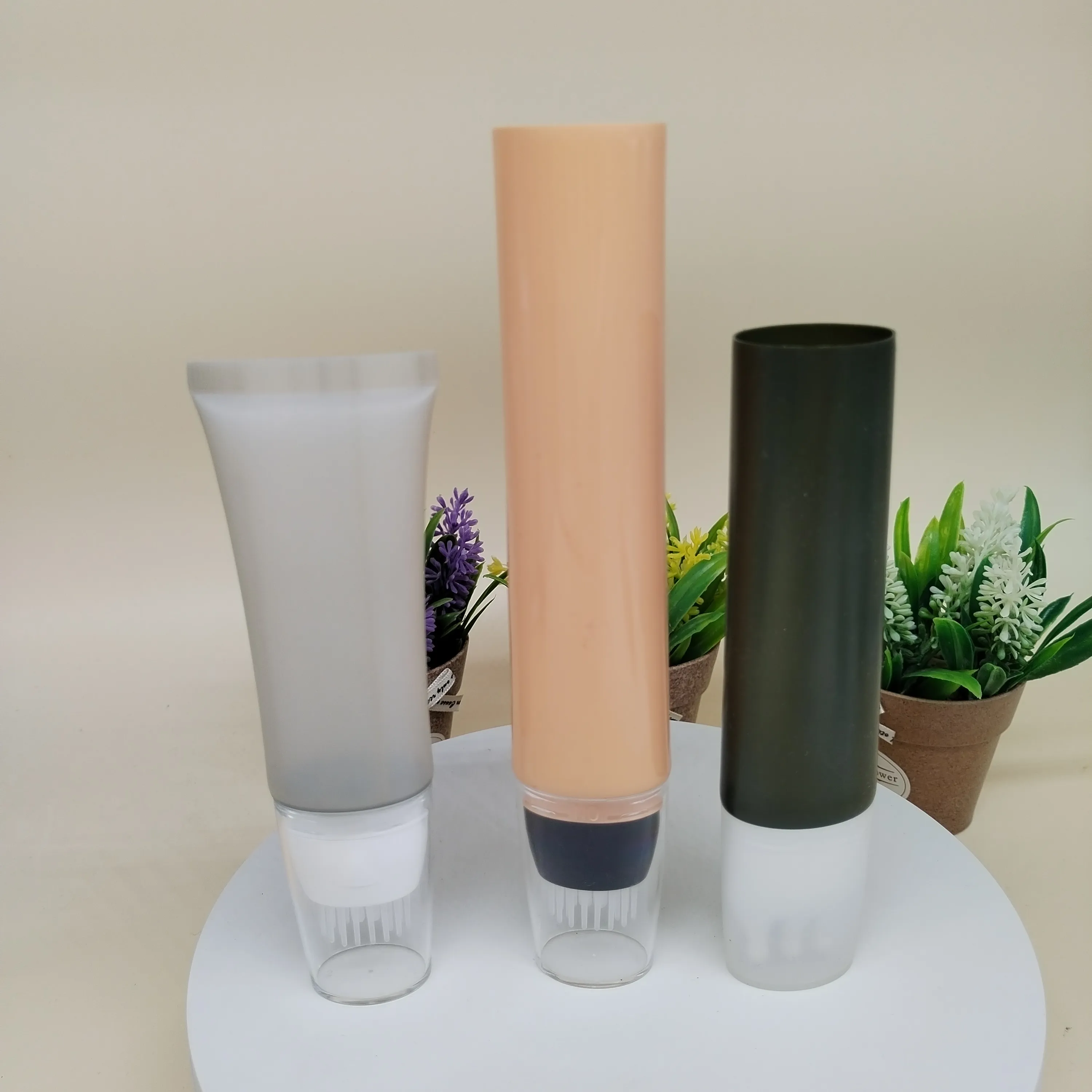 Benutzer definierte Hautpflege Creme Tube Verpackung Silikon Pinsel Applikator mit Hautpflege Creme Verpackung Tube