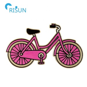 Broches et badges personnalisés en émail 3D <span class=keywords><strong>pour</strong></span> le cyclisme, souvenirs de magasin de vélos, épingles de revers sur mesure <span class=keywords><strong>pour</strong></span> vélo - Product Image 2