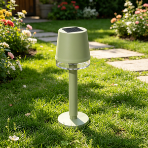 Lampe de table solaire en plastique durable OEM/ODM avec anneau transparent et fonction rechargeable pour allées extérieures en gazon - Product Image 4
