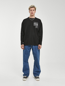 เสื้อยืดคอกลมแขนยาวสำหรับผู้ชาย - Product Image 6