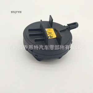 ฝาครอบวาล์ว BMW N52 วาล์วไอเสีย 11127552281 สำหรับเกียร์ธรรมดา - Product Image 2