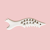 Queue de poisson personnalisée en or rose, peigne Gua Sha, machine de massage avec boîtes chauffantes en bois de santal rouge et vert