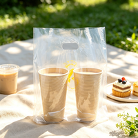 Sac en plastique transparent en PE de qualité alimentaire avec poignée découpée, impression personnalisée pour bubble tea, jus et boissons