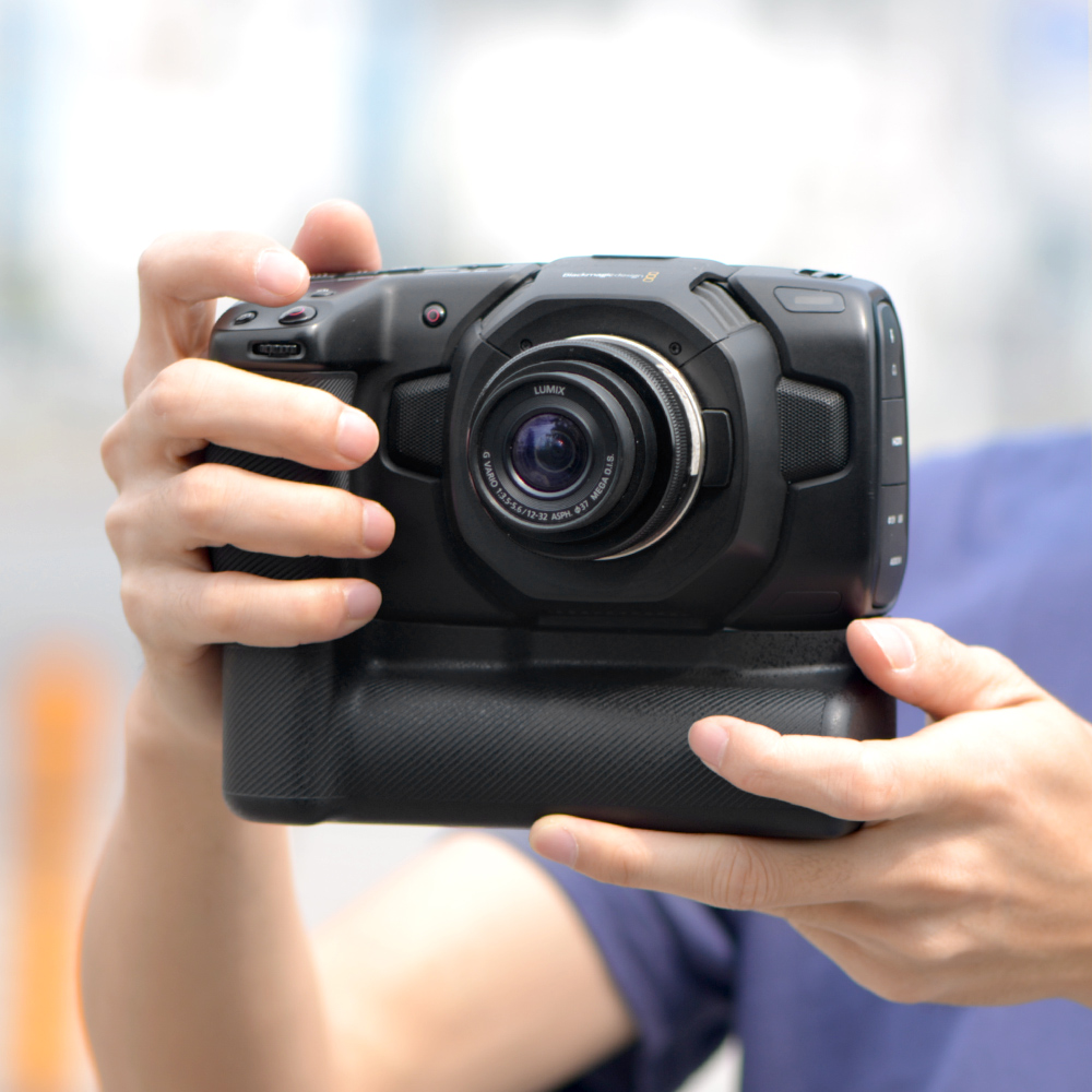 その他 Blackmagic Pocket Camera Battery Grip Amazon.com : Blackmagic Design Pocket Camera Battery PRO