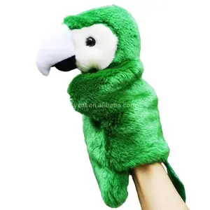 นกแก้วสีเขียวของเล่นสัตว์นุ่มนิ่มยัดไส้นกแก้วหุ่นมือปรับแต่งโลโก้ได้ตามต้องการ
