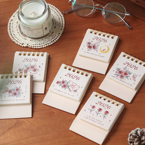Calendario Serie Rose, Mini Calendario da Scrivania, Calendario di Cancelleria 2026 - Product Image 4