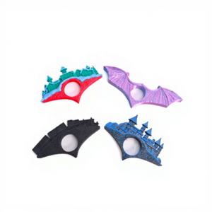 Marcapáginas Giratorio Impreso en 3D con Diseño de Castillo y Alas de Murciélago, Antiestrés, Divertido para Leer, Estilo Gótico Único, Multicolor, PLA - Product Image 6