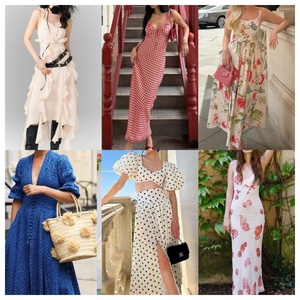 Nuovo Mix and Match pantaloni di abbigliamento femminile gonne top in balle abbigliamento da uomo disponibile anche il numero di modello abbigliamento per bambini - Product Image 1