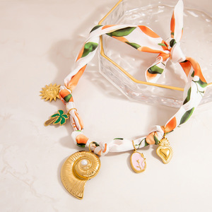 Collar de seda con colgante de concha y patrón de plantas, joyería de fiesta de acero inoxidable XL31703 - Product Image 3