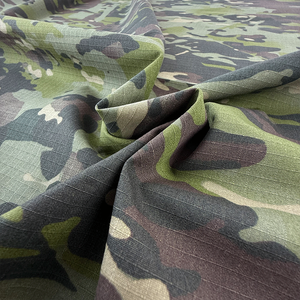 Tela de Camuflaje Estadounidense MC <span class=keywords><strong>Tropic</strong></span> Camo Personalizada, Poliéster y Algodón TC, 21*16 108*58 195gsm, para Uniformes de Exterior, Suministro al por Mayor - Product Image 2