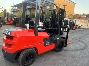Secondhand Toyota FDZN30 Diesel <b>Forklift</b> Truck, Stable Hydraulic System 3t <b>Forklift</b> For Supermarket And Distribution Center - Product Image 1