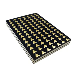 新设计高品质聚氯乙烯纸套A5精装裸书脊笔记本金色三角标志日记规划书