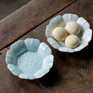 <b>Ceramic</b> Flower Shape Fruit <b>Plate</b> Porcelain Mini Snack Bowl Chinese Style Party Use - Product Image 4