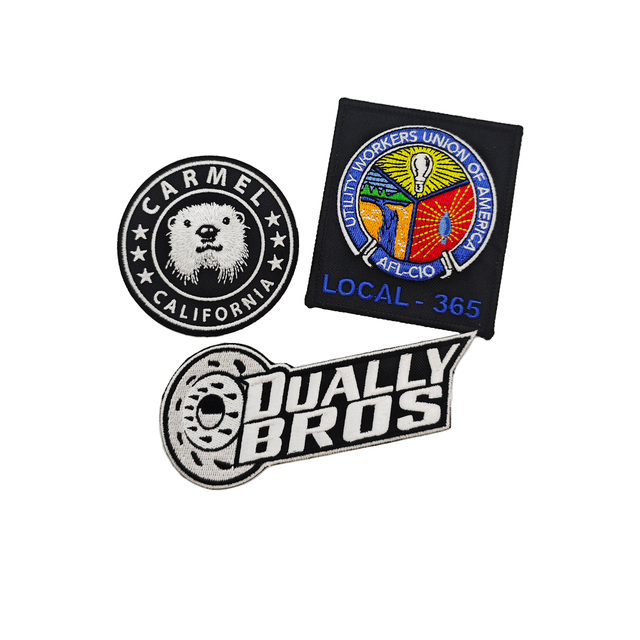 Manufacturer Design Heat Press 3D Puff Cloth Sew on Patches Badges Custom Made Embroidered Logo Brand Sticker Embroidery Iron on