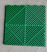 Dalles de sol modulaires rigides pour garage, emboîtables, antidérapantes, surface en parquet, tapis de sol en PVC pour atelier de détaillage automobile