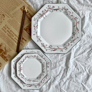 Assiette en céramique octogonale de style nordique vintage, décor florale rustique, service de vaisselle pour les fêtes, prix bas, porcelaine - Product Image 1