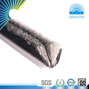 Bande d'étanchéité anti-poussière et anti-intempéries de la série Extrusion avec ailette silencieuse - Product Image 2