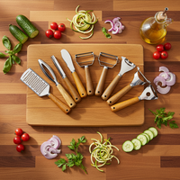 Ensemble d'ustensiles de cuisine manuels en acier inoxydable avec manche en bois, comprenant un râpeur à gingembre, un zester à ail et un éplucheur - Lavable au lave-vaisselle