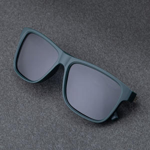 Gafas de sol Lafite con montura cuadrada para hombre, lentes polarizadas UV400 TAC, montura de Metal y plástico negro, gafas de sol de clase 2 con estuche - Product Image 4