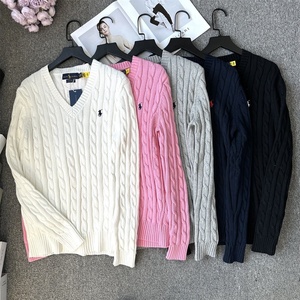 Maglione Classico Autunnale Retrò Grigio con <span class=keywords><strong>Scollo</strong></span> a <span class=keywords><strong>V</strong></span>, Stampa Animalier, Lavorazione a Trecce, Ricamato, in Lana e <span class=keywords><strong>Cotone</strong></span>, Maniche Lunghe - Product Image 2