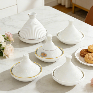 Tajine en céramique blanche de luxe avec bord doré, style marocain, mini pot en porcelaine pour la cuisson et le service - Product Image 1