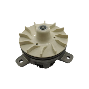 Piezas de Repuesto de Alta Calidad para Camiones, Piezas del Sistema de Refrigeración, Bomba de Agua 8170833, Apta para Varios Camiones - Product Image 1