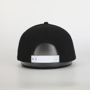 หมวกเบสบอลกอล์ฟกันน้ำ5แผงหมวกโพลีเอสเตอร์สไตล์สตรีทตัดด้วยเลเซอร์โลโก้นูนแบบมีรูโค้งออกแบบได้ตามต้องการ - Product Image 5