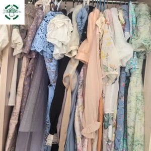 Robes <span class=keywords><strong>d</strong></span>'occasion chinoises abordables pour femmes, vêtements usagés, style <span class=keywords><strong>d</strong></span>écontracté, vente en gros, mode estivale pour fêtes, 38 kg - Product Image 5