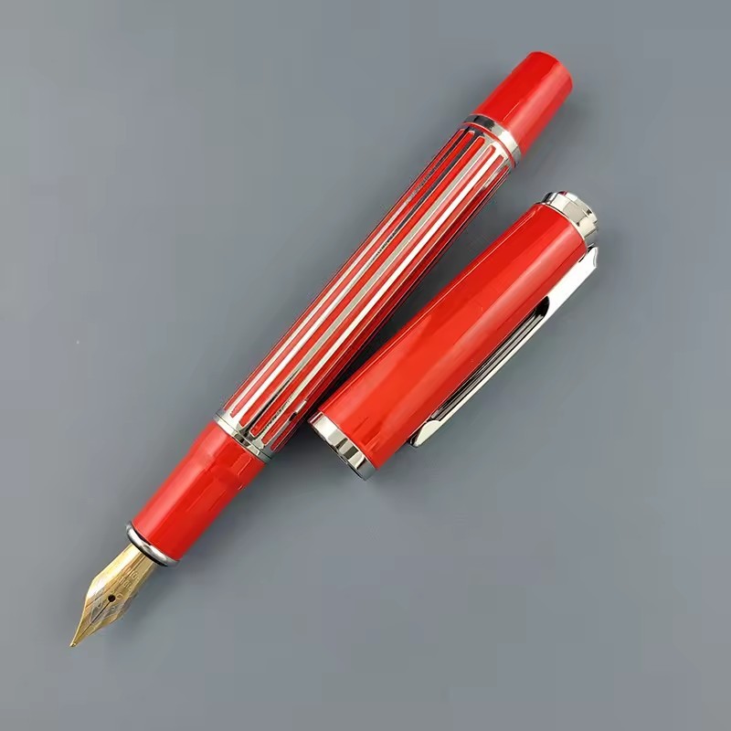 pluma estilográfica roja