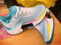 Chaussures de course légères à rebond stable, respirantes et résistantes à l'usure avec fonction d'absorption des chocs, nouveau produit