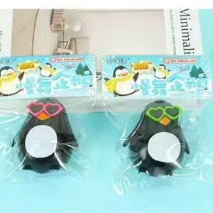Jouet à presser pingouin dansant en plastique, anti-stress pour jeunes, jouet sensoriel unisexe - Product Image 3