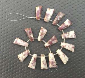 Vente en gros Ensemble de 15 pièces de perles de cristal naturel rubis à facettes pierres précieuses Briolette en forme de fantaisie pierre de cristal de guérison en vrac - Product Image 6