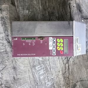 Convertisseur de fréquence Moog CZ1007CUA AC 220V pour servomoteurs, solution de contrôle de mouvement - Product Image 5