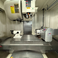 Centre d'usinage vertical à broche unique VMC1050 CNC, broche BT40, table rotative à quatre axes, automatique, haute précision