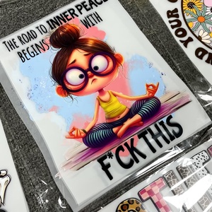 Pegatinas Termoadhesivas Personalizadas con Varios Diseños para el Día de la Madre, Regalos DIY para Mamá, Vinilo DTF para Camisetas y Sudaderas, Lavable - Product Image 1
