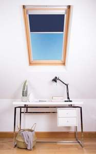 UV耐性天窓ローラーブラインド傾斜ルーフブラックアウト天窓カーテンサイドトラック垂直パターン生地 - Product Image 3