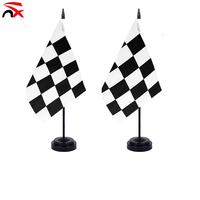 Drapeau de table mini à carreaux en polyester écologique, promotionnel et économique, pour événements sportifs, festivals et célébrations, avec impression numérique