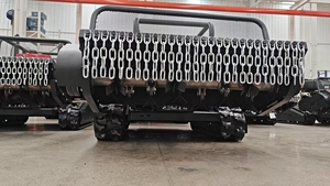 Tondeuse à <span class=keywords><strong>gazon</strong></span> télécommandée économique à moteur essence/diesel 9 kW, hauteur de coupe réglable, roulement à billes pour cour et villa - Product Image 3