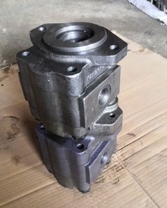 Áp lực cao thủy lực Gear Pump 20-902900 20-912800 20/903100 20/911200 580k 580sk loader máy xúc bơm chính 3129529079 - Product Image 6