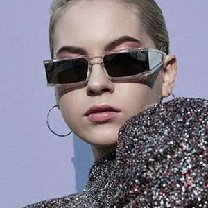 Vente en gros de lunettes de soleil rectangulaires pour hommes, mode personnalisée, UV400, lunettes de soleil carrées punk colorées pour femmes - Product Image 2