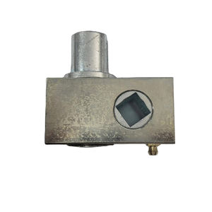 Système de tension de bâche latérale pour camion remorque avec connexion carrée gauche/droite - Product Image 2