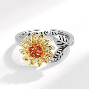 Bagues ajustables pour femmes en forme de tournesol rotatif, micro-incrustation de zircon rouge, bijoux en cuivre plaqué or pour le stress ou l'anxiété - Product Image 3