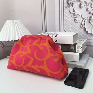 2025 Lady Handbag Customized New Fashion Foldable Water Resistant Ruched Knitted Clutch Leisure Large Capacity - Product Image 3