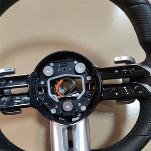 Volant en cuir et fibre de carbone personnalisé avec LED, vente en gros pour Benz W204 W205 W211 W212 W222 AMG GT <span class=keywords><strong>C63</strong></span> E S Class <span class=keywords><strong>G</strong></span> G65 - Product Image 2
