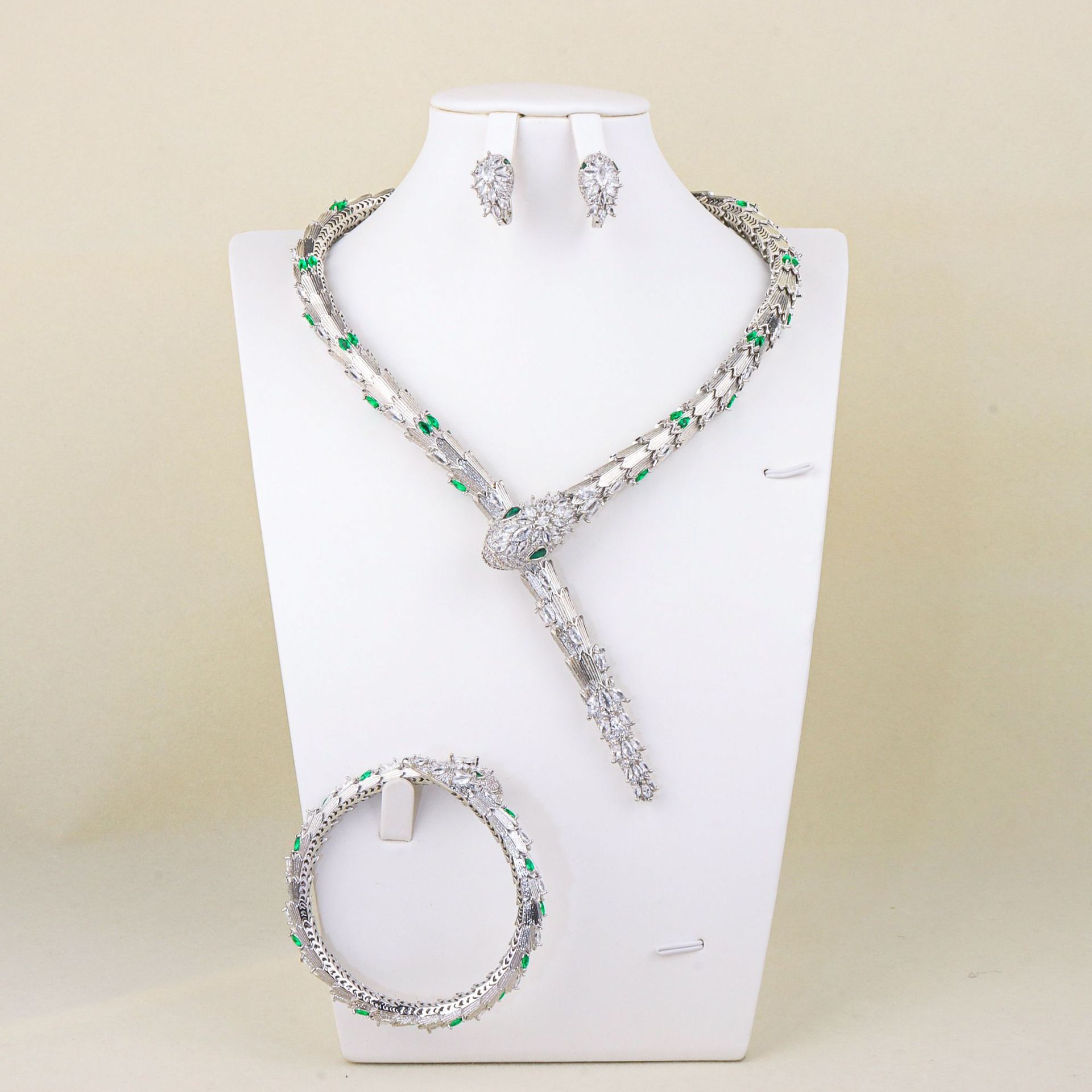 Bracelet en argent*81