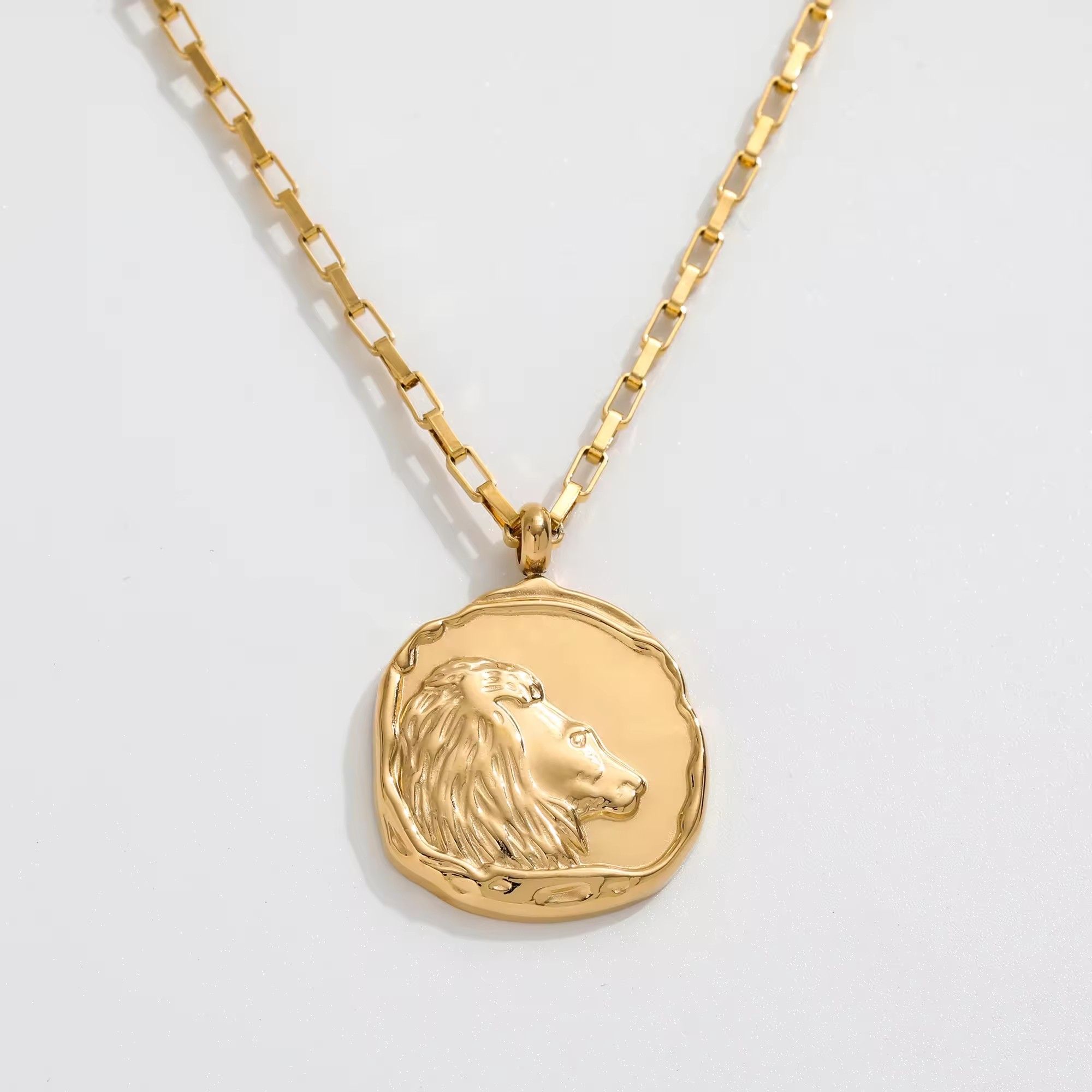 Gold Leo