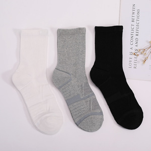 Bianco con calzini neri con fondo personalizzato con Logo sportivo in cotone Unisex bianco donna cuscino uomo basket equipaggio calzini - Product Image 4