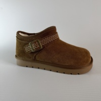 Sepatu Bot Kulit Domba Wanita untuk Musim Dingin dan Gugur, Bernapas, Tahan Air, Bagian Atas Suede Sapi, Lapisan Dalam Bulu Domba, Sol Dalam EVA, OEM ODM