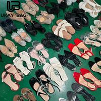 S15 Chaussures d'occasion Vente Italie Chaussures Qualité Vente en gros Occasion Hells Confortable Dames Chaussures de style mixte