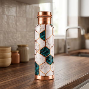 Botella de Agua Artesanal de Cobre con Patrón de Mármol, Frasco de Acero Inoxidable Verde Geométrico con Tapa, Portátil, Moderno y de Lujo - Product Image 1